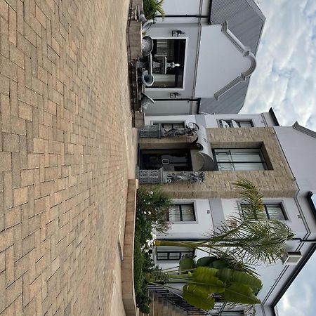 Ezulwini Villa Hotel Harare Dış mekan fotoğraf