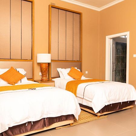 Ezulwini Villa Hotel Harare Dış mekan fotoğraf