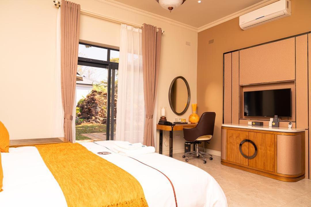 Ezulwini Villa Hotel Harare Dış mekan fotoğraf